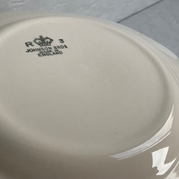 California by Johnson Brothers Vintage 7-3/4” Salad Plate Yellow - Picture 7 of 11